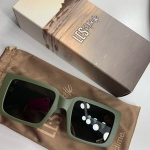 LESDOMAKEUP SUNGLASSES